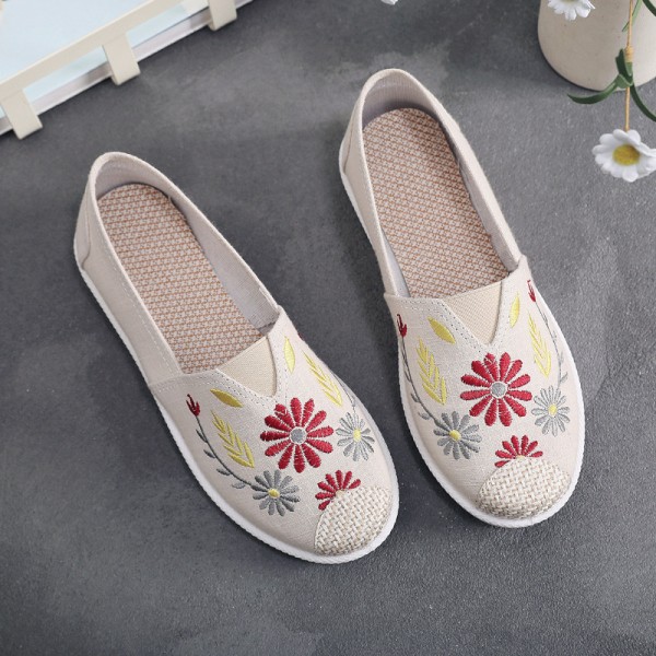 23 New Old Beijing Cloth Shoes, Spring And Autumn Women's Shoes, Soft Sole, Comfortable Canvas Shoes, One Step Mom's Shoes, Casual Women's Shoes