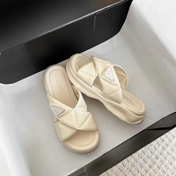 Bow Tie Slippers For Women 2022 New Summer Fashion Korean Version Thick Sole Sandals For Women Wearing PVC Treading Sensation Slippers On The Outside