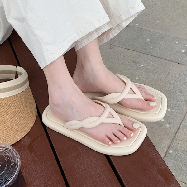 2022 Summer Leisure Flip Flop Women's Online Popular Fashion Ins Fashion New Japanese Style Beach Shoes For Beach Vacation
